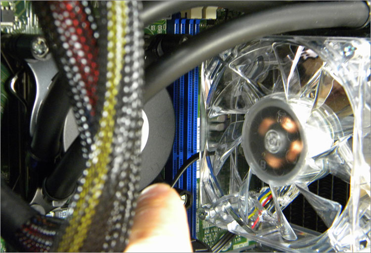 使えないメモリスロットが2基