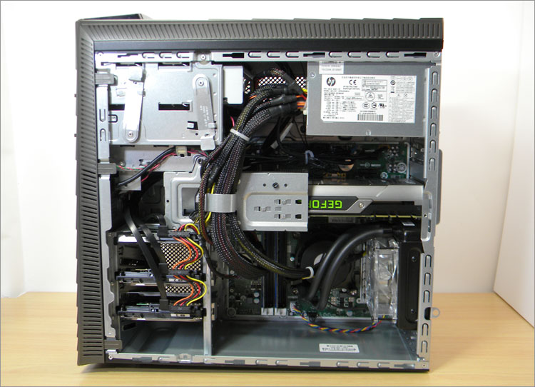 ENVY Phoenix 810マザーボード