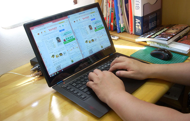 OMEN15-5100のタイピング風景