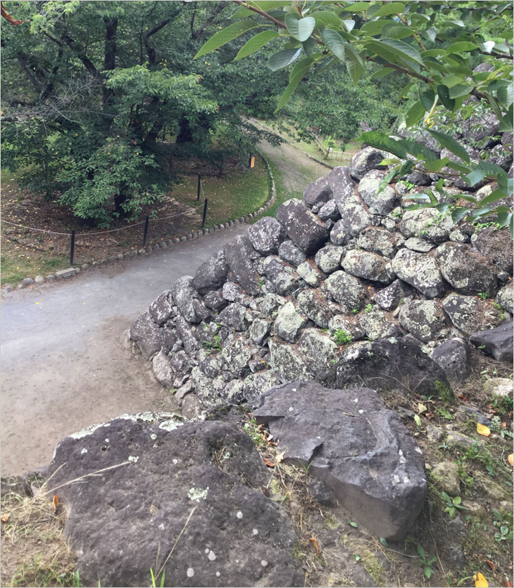 怖いけどいい眺めだ天守台