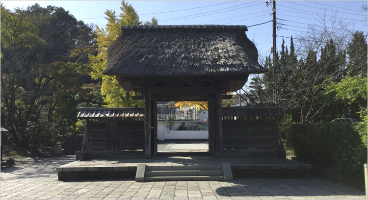 山門はで元禄年間頃の創建