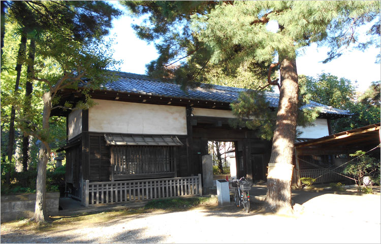 勝海舟邸にあった長屋門