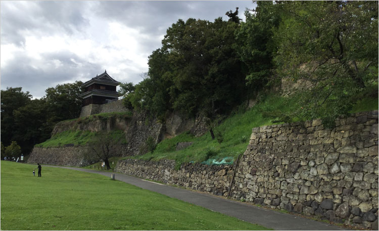 尼ヶ淵（あまがふち）