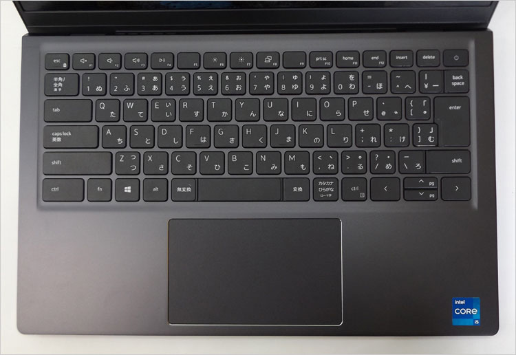 パームレストはアルミ素材