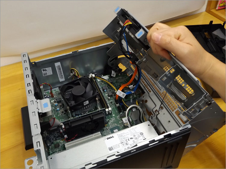 3.5インチHDDベイ