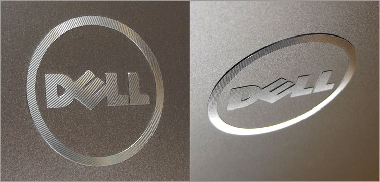 クローム調のDELLロゴ