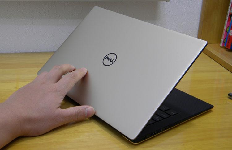 アルマイト加工の天板