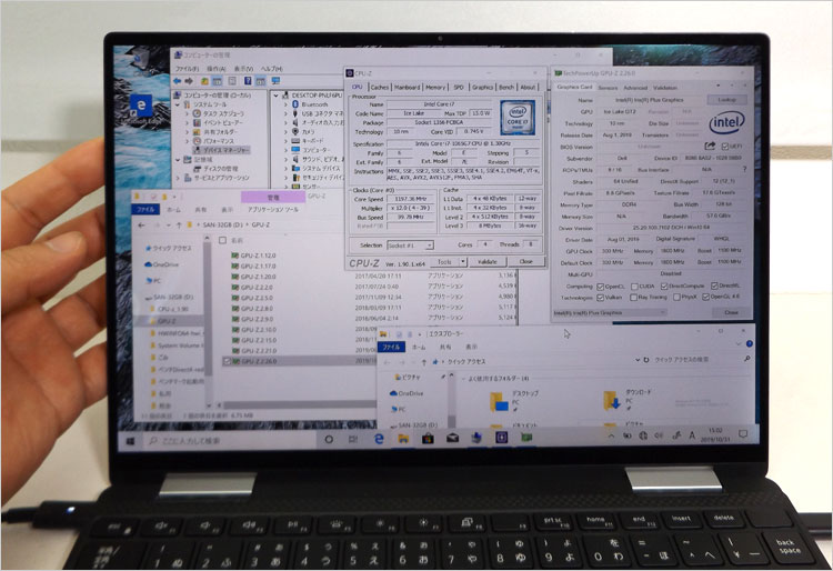 解像度3840 × 2400