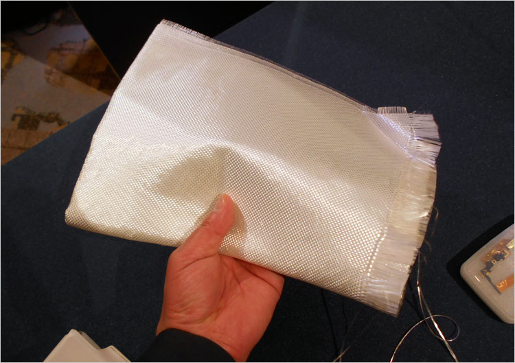 展示されていたイベントで拝見した ガラス繊維