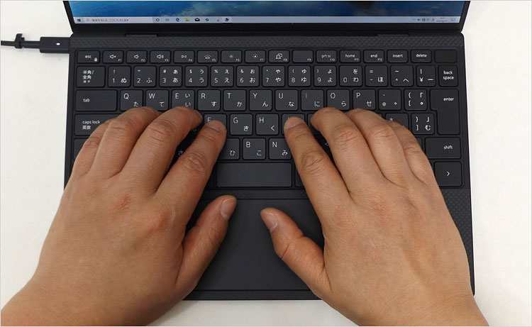 実機XPS 13-9300にてホームポジション