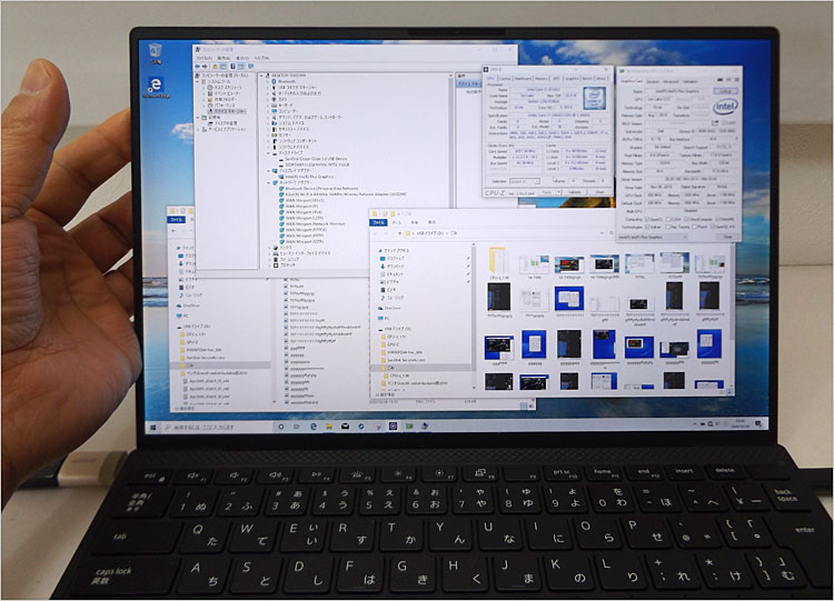 動作品　DELL XPS ノートPC i7 デル、15型と同等サイズの17型ハイエンドノート「XPS 17」 - PC Watch