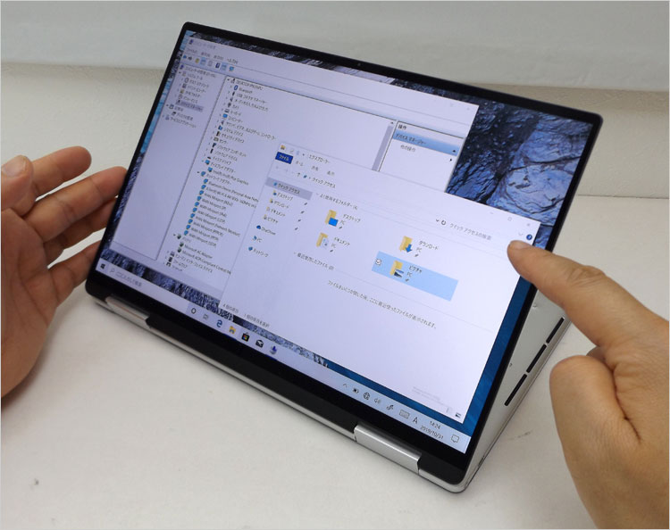 XPS 13 7390 2-in-1のスタンドモード