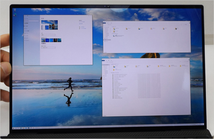 解像度3840 x 2400というとんでもない高解像度