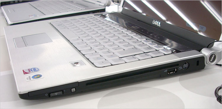 XPS M1530 レビュー Core 2 Duo T8300、GeForce8400M GS搭載