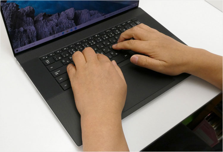 パームレストも長めである