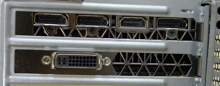 グラボのモニタ出力端子