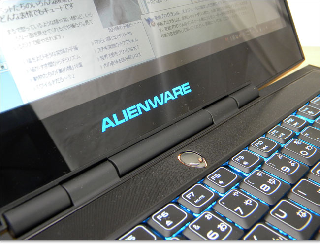 AlienwareロゴのAlienware M14x