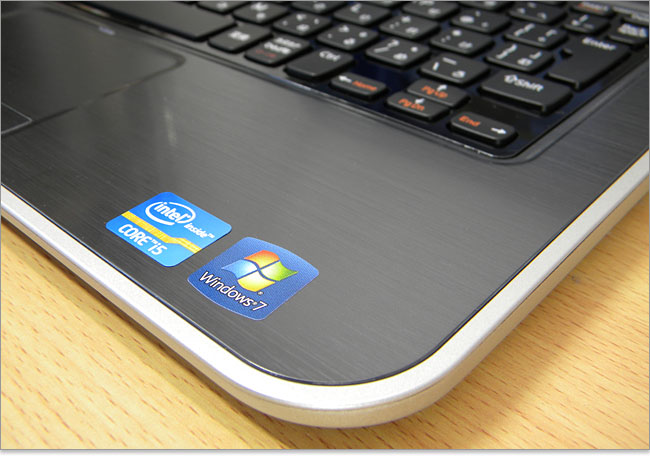 Inspiron 13zデザイン