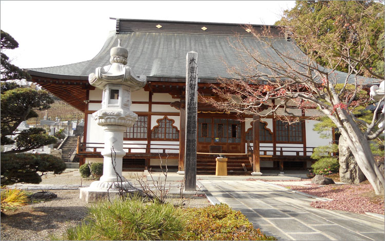 開山は業海本浄の能成寺