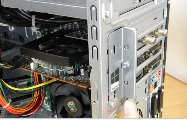 GeForce GTX 760搭載のENVY 700-260jp