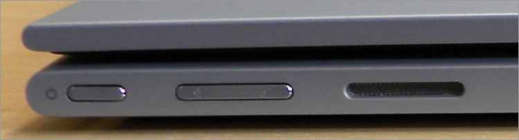 スタイラスペンがシルバーカラー