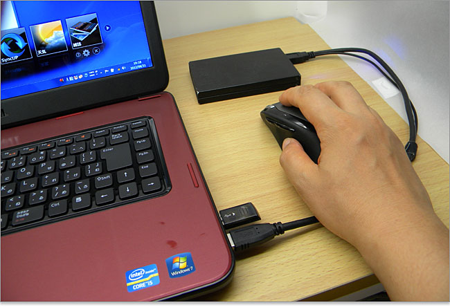 USB2.0端子がユーザーの手前側にあるInspiron 15