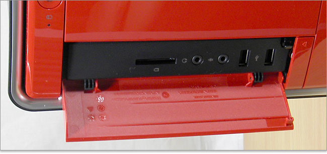 8規格対応カードスロットなど