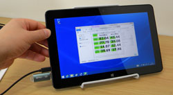 64GB eMMC（Samsung MCG8GC）