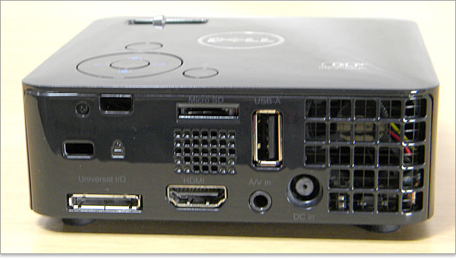 ユニバーサルI/O（ユニバーサル24pin VGAケーブル接続