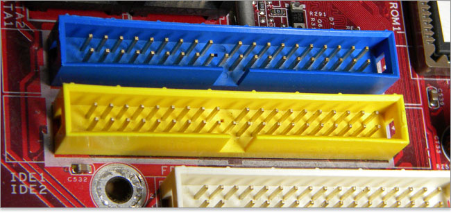 従来のIDEは同時並行（パラレル）