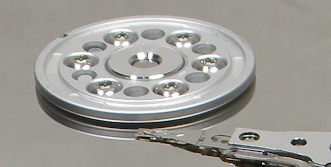 HDDのスピンドルモーター