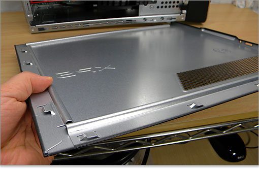 パネルは折り返し加工