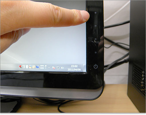 dellタッチコントロール装備