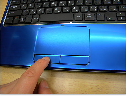 広範囲になったので手の大きいユーザーInspiron 15R(N5110)