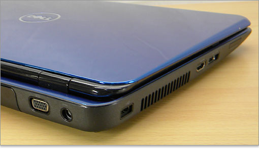 ディスプレイを閉じている時の様子