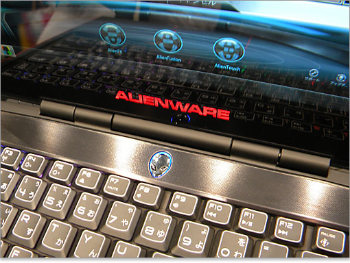 ALIENWAREの発光ロゴ
