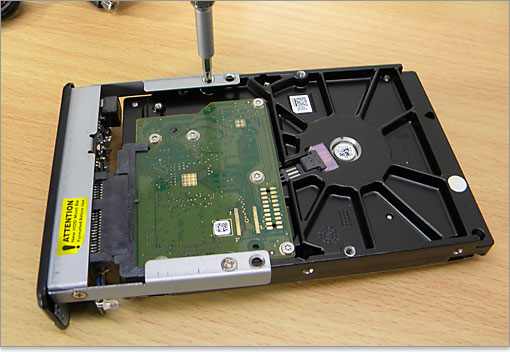 SATA規格3.2インチHDD