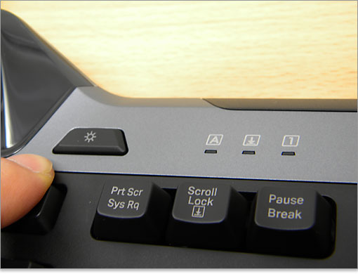 キーボードバックライトのオンオフ・ボタン