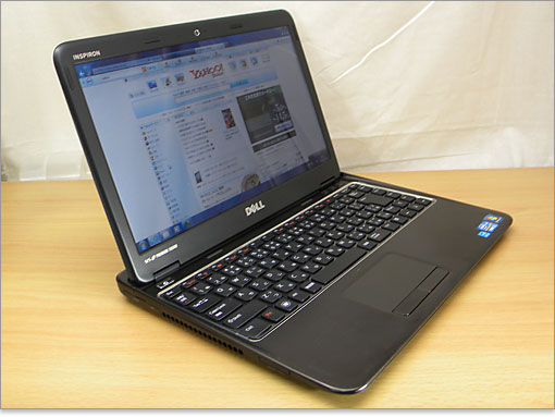 LEDバックライトを採用