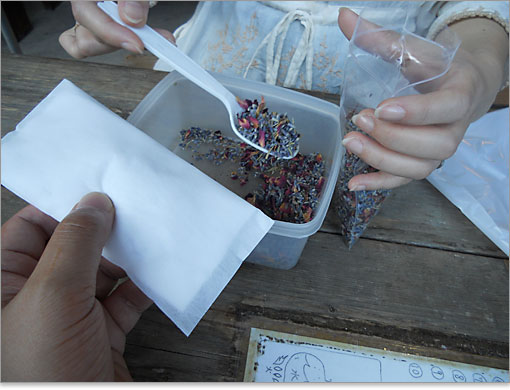 残ったハーブはビニール袋に