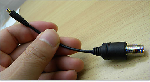 XPS 17（L702X）のアンテナコネクタはミニアンテナです