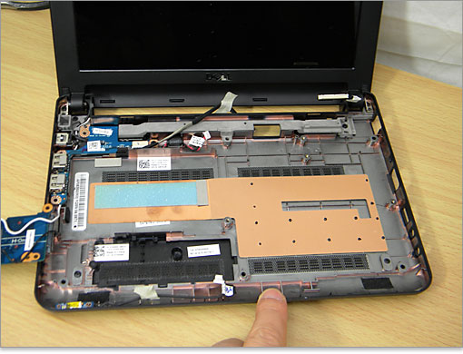 Inspiron Mini 10vに2GBメモリの換装