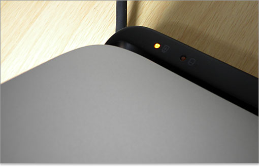 バッテリー残量が10%以下になると、オレンジ色