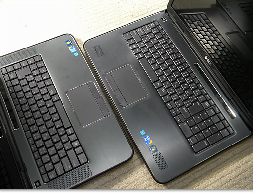 XPS 17と同サイズです。