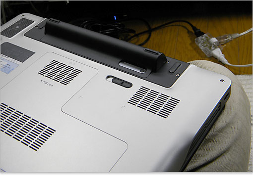 9セルバッテリーをXPS 17に装着して