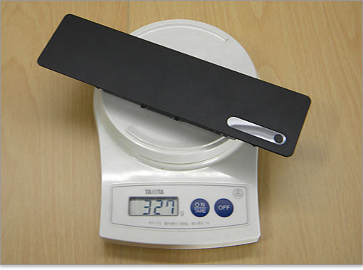 6セルの重量は327g。