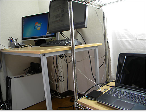 ノートの画面は消灯し