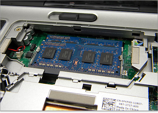 メモリスロットが2基