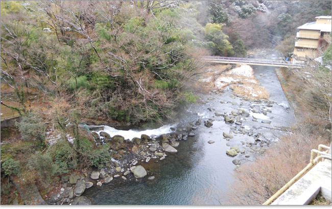 箱根湯本駅方面