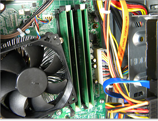 2GB DDR3メモリを4枚